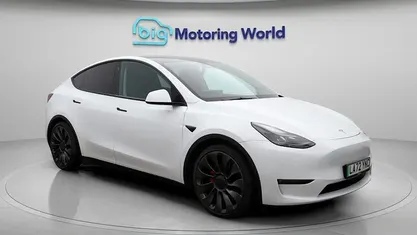 Used 2024 Tesla Model Y Performance SUV | £27,900 (Super price)