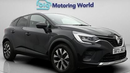 Begagnad Renault Captur Evolution 91 HK (66 kW) 2023 Svart SUV