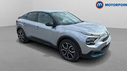 Usado Citroën e-C4 Shine 100 kW (136 CV) 2021 Gris Utilitario