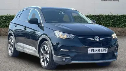 Used Vauxhall Grandland X Sport 131 HP (96 kW) 2018 Black SUV