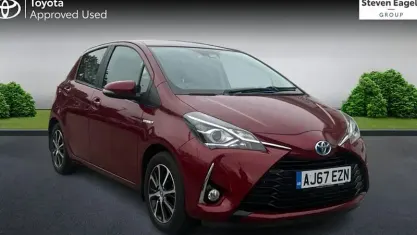 Used Toyota Yaris 101 HP (74 kW) 2018 Red Hatchback
