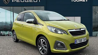 Begagnad Peugeot 108 Collection 72 HK (52 kW) 2018 Grön Halvkombi