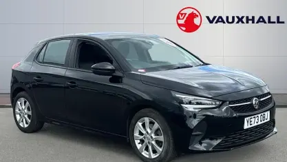 Używany Vauxhall Corsa Design Edition 101 KM (74 kW) 2023 Czarny Hatchback