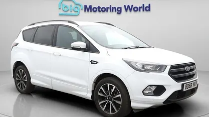 Used Ford Kuga ST-Line 150 HP (110 kW) 2018 White SUV