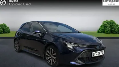 Used Toyota Corolla Design 184 HP (135 kW) 2022 Blue Hatchback