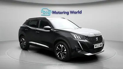 Second-hand Peugeot 2008 GT 131 CP (96 kW) 2022 Negru SUV
