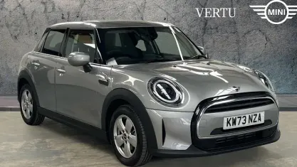 Used Mini Cooper Classic 136 HP (100 kW) 2022 Silver Hatchback