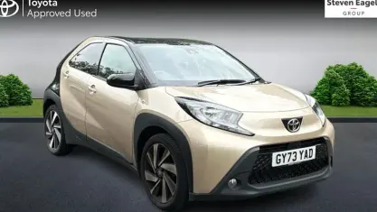 Used Toyota Aygo X 72 HP (52 kW) 2023 Beige SUV