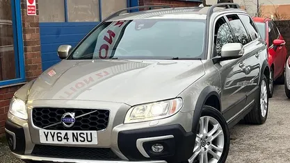 Used Volvo XC70 SE Lux 181 HP (133 kW) 2014 Gold Estate