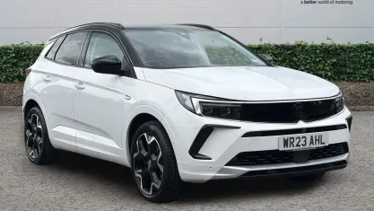 Used Vauxhall Grandland X Ultimate 131 HP (96 kW) 2023 White SUV