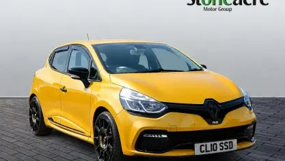 Used Renault Clio 200 HP (147 kW) 2015 Hatchback