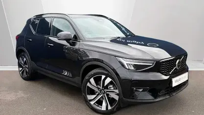 Usado Volvo XC40 Plus 163 CV (119 kW) 2025 SUV