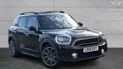 Used Mini Cooper S Countryman Exclusive 224 HP (164 kW) 2019 Black SUV