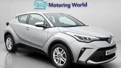 Used Toyota C-HR 122 HP (89 kW) 2022 Silver SUV