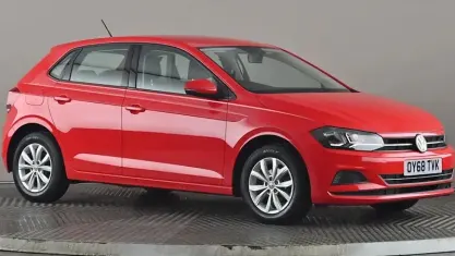 Używany VW Polo SE 65 KM (47 kW) 2018 Czerwony Hatchback