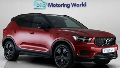 Begagnad Volvo XC40 Plus 211 HK (155 kW) 2021 Röd SUV