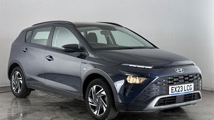 Używany Hyundai Bayon SE 101 KM (74 kW) 2023 Szary SUV