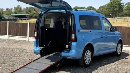 Used Ford Tourneo Connect Titanium 122 HP (89 kW) 2024 MPV