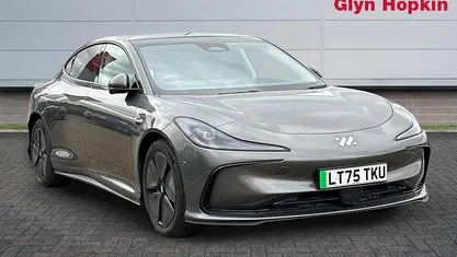 Used MG IM5 216 kW (295 HP) 2025 Silver Hatchback