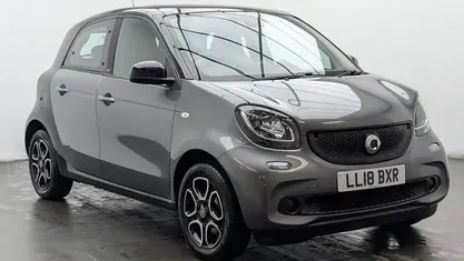 Used Smart ForFour Premium 71 HP (52 kW) 2018 Black Hatchback
