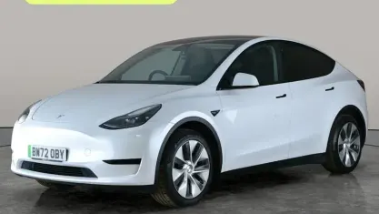 Używany Tesla Model Y RWD 254 kW (346 KM) 2023 Biały SUV