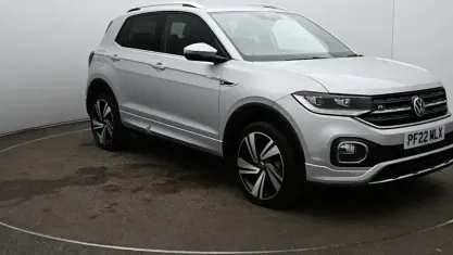 Usado VW T-Cross R-line 110 HP (80 kW) 2024 SUV