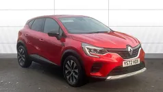 Red Used 2022 Renault Captur Evolution SUV | £14,045 (Fair price)