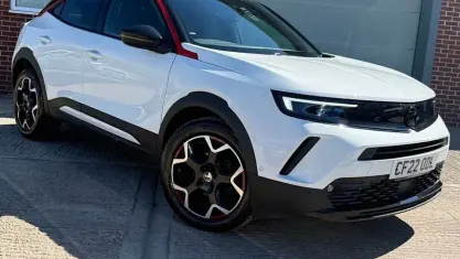 Used Vauxhall Mokka SRi 101 HP (74 kW) 2022 White SUV