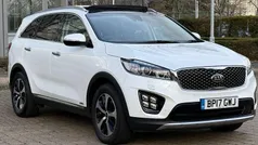 White Used 2017 Kia Sorento SUV | £10,890 (Super price)