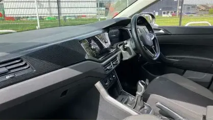 Second-hand VW Taigo Life 110 CP (80 kW) 2023 Negru SUV