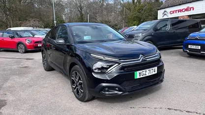 Used Citroën e-C4 Shine 100 kW (136 HP) 2022 Black Hatchback