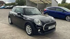 Black Used 2018 Mini Cooper Hatch Hatchback | £10,295 (Fair price)