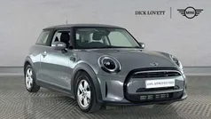 Used 2021 Mini Cooper Classic Hatchback | £15,695 (Fair price)