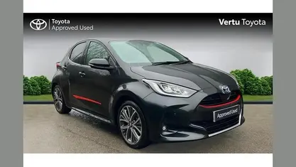 Used Toyota Yaris Hybrid 116 HP (85 kW) 2023 Black Hatchback