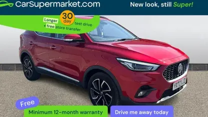 Begagnad MG ZS Exclusive 111 HK (81 kW) 2023 Sedan