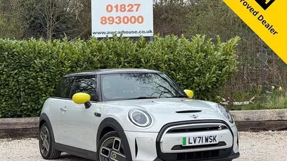 Used Mini Cooper Level 2 135 kW (184 HP) 2023 Hatchback