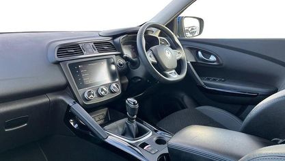 Używany Renault Kadjar Version S 160 KM (117 kW) 2019 Niebieski SUV