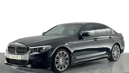 Gebraucht BMW 530e M Sport 252 PS (185 kW) 2020 Schwarz Limousine