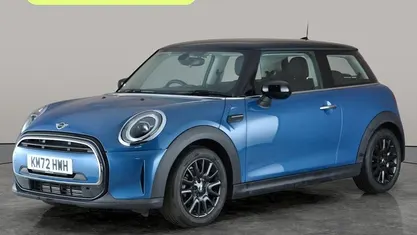 Blue Used 2022 Mini Cooper Classic Hatchback | £16,793 (Fair price)