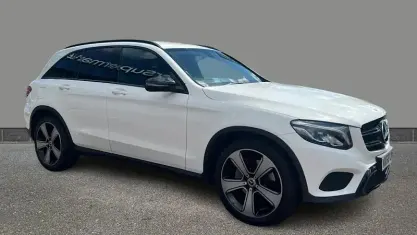 Used Mercedes GLC220 Urban 170 HP (125 kW) 2019 White SUV