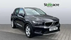 Black Used 2019 Volvo XC40 Momentum SUV | £19,535 (Fair price)