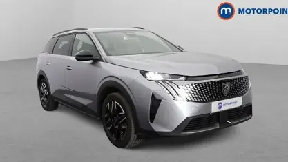 Gebraucht Peugeot 5008 Allure 136 PS (100 kW) 2025 Grau SUV