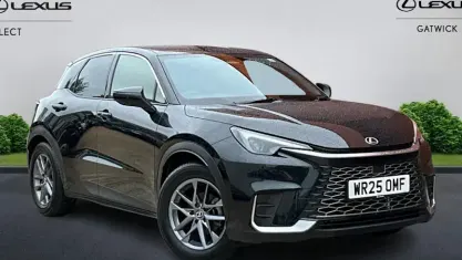 Used Lexus LBX 136 HP (100 kW) 2025 Black SUV