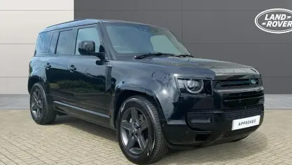 Used Land Rover Defender SE Dynamic 349 HP (256 kW) 2024 Black SUV