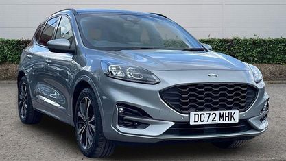 Usado Ford Kuga ST-Line X 190 HP (139 kW) 2023 SUV