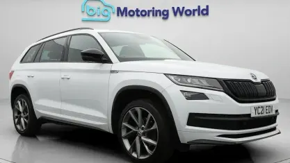 Usado Skoda Kodiaq SportLine 150 HP (110 kW) 2021 Branco SUV