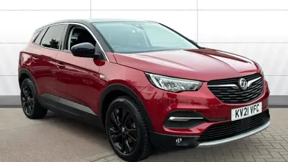 Used Vauxhall Grandland X SRi 131 HP (96 kW) 2021 Red SUV