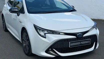 Używany Toyota Corolla Design 122 KM (89 kW) 2022 Hatchback