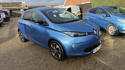 Used Renault Zoe Dynamique 67 kW (92 HP) 2018 Hatchback