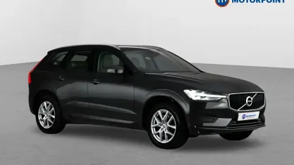 Used Volvo XC60 Momentum 250 HP (183 kW) 2020 Grey SUV